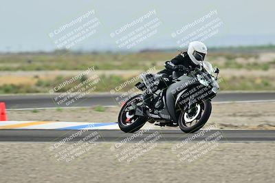 media/Apr-18-2025-TrackDaz (Fri) [[45f5874c44]]/C Group/Session 1 (Turn 7)/